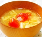 トマトと卵の味噌汁